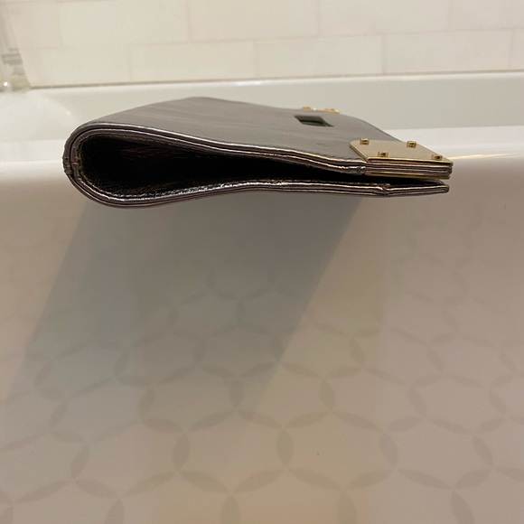 Charles David Silver Clutch - Picture 5 of 13